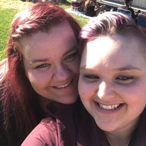 Meet your Posher, Leslee